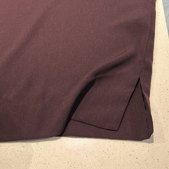 Aritzia Babaton Hamish Mock Neck Oversized
Bat Wing Dolman Sleeve Blouse Purple - Picture 16 of 16